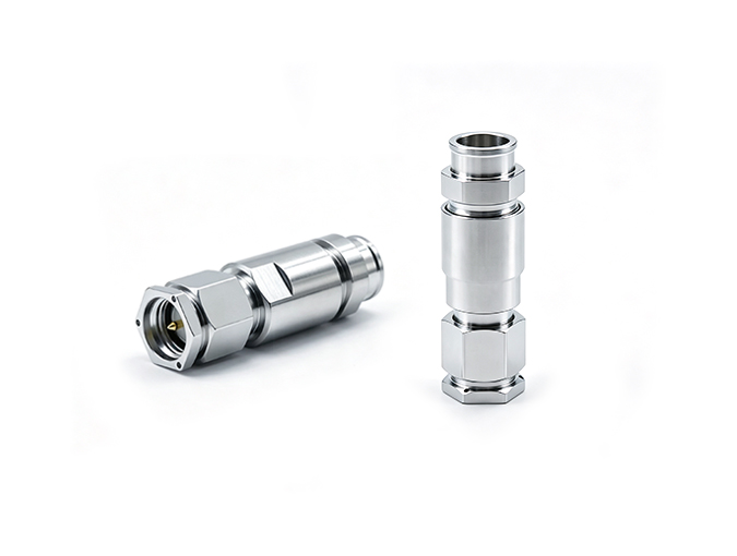 SMA 公头射频同轴连接器,适配 CXN3449 电缆压接装配