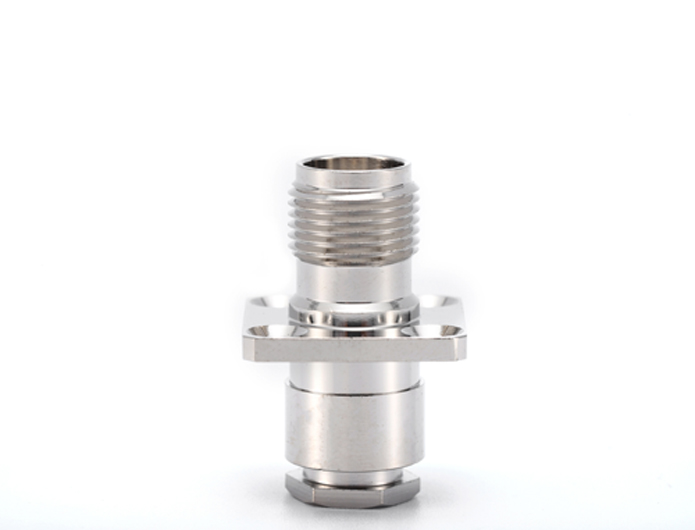 用于RG58电缆的TNC母头4孔法兰连接器