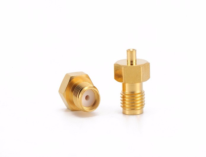 img 2 of 用于 0.047 电缆的 SMA 母连接器