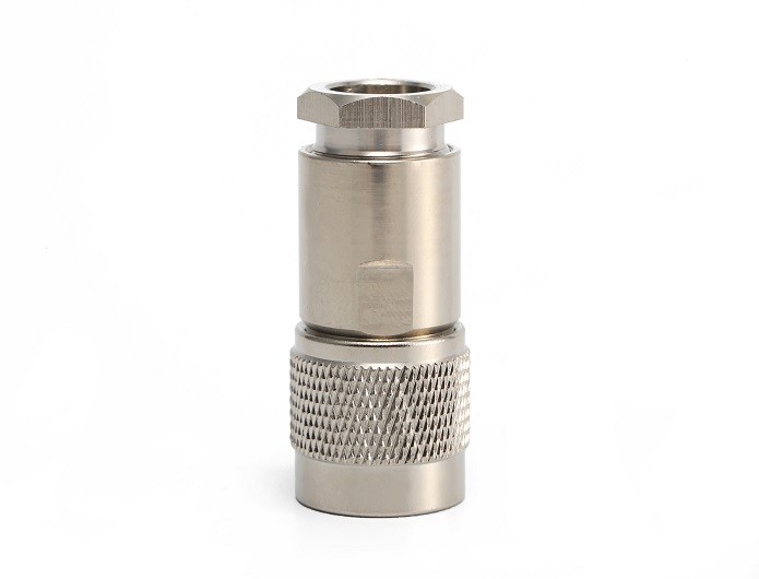 img 1 of 用于 RG214 电缆的 UHF 公头连接器