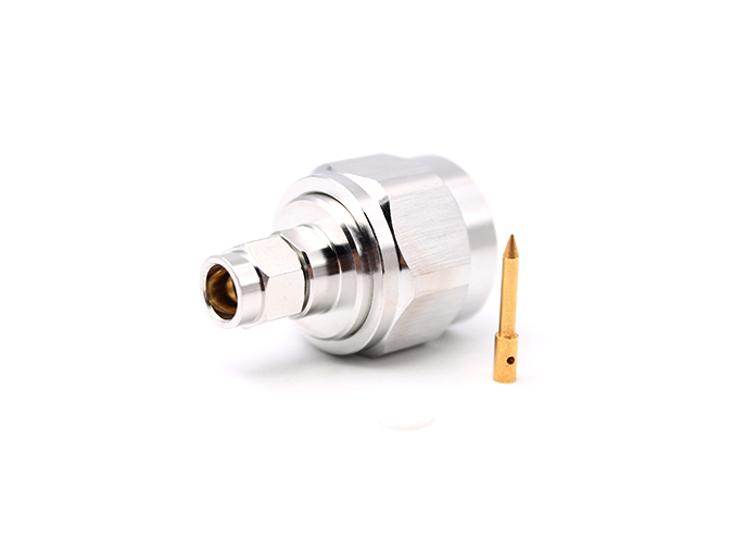 用于RG142电缆的N型公头射频连接器