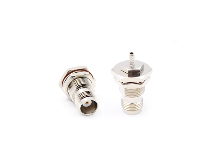 适用于RG316电缆的TNC母头射频连接器，压接式