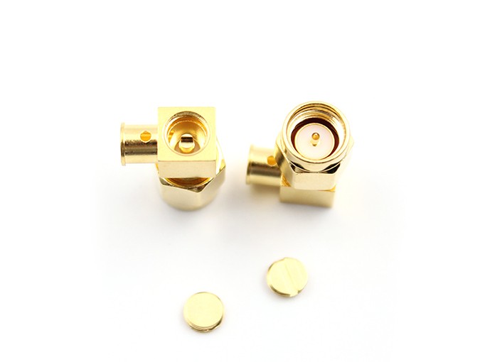 img 1 of 用于 .141 电缆射频连接器的 SMA 公头直角连接器