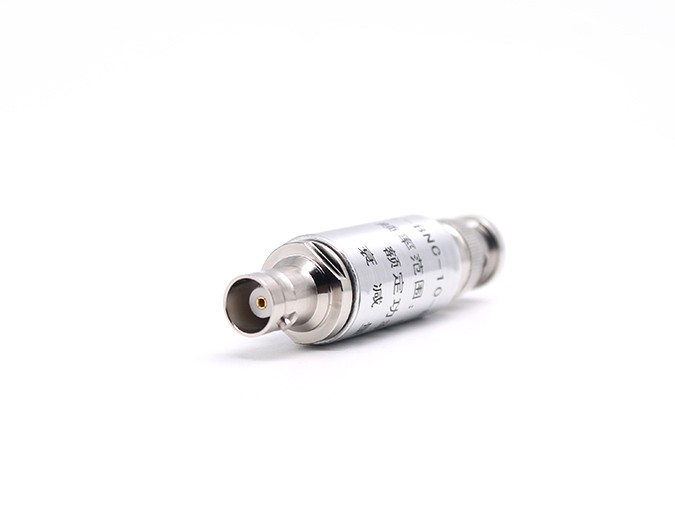 img 2 of 40 dB 固定衰减器 BNC 公头转母头衰减器 10W 8.5GHz