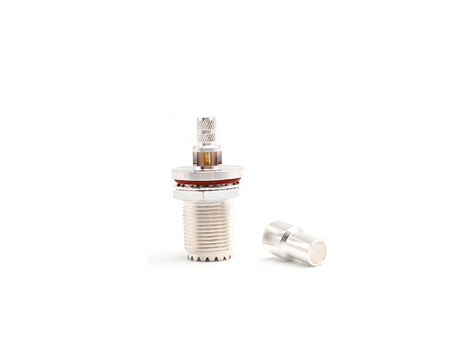 img 2 of 用于 LMR240 电缆压接的 UHF 母头射频连接器