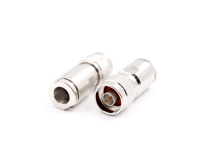 img 2 of 用于 LMR400/RG213/RG8 电缆的 N 型公头连接器