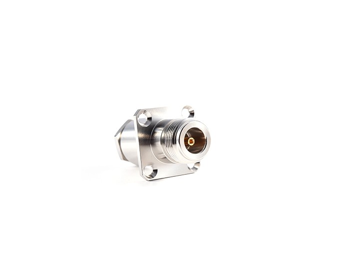 img 1 of 用于 LMR400 电缆夹的 N 型母法兰连接器
