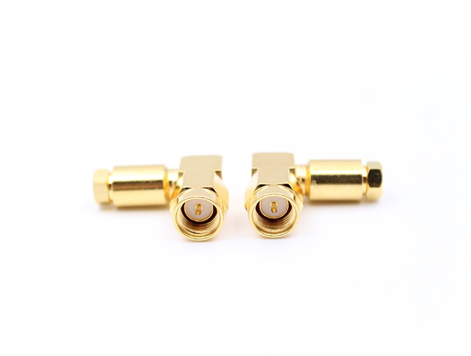 img 1 of 用于RG316电缆夹的SMA公头直角连接器