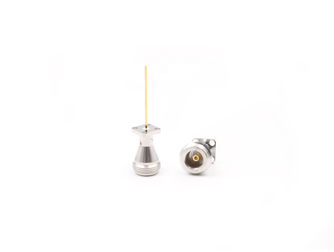 img of 用于端子的 N 型母法兰连接器