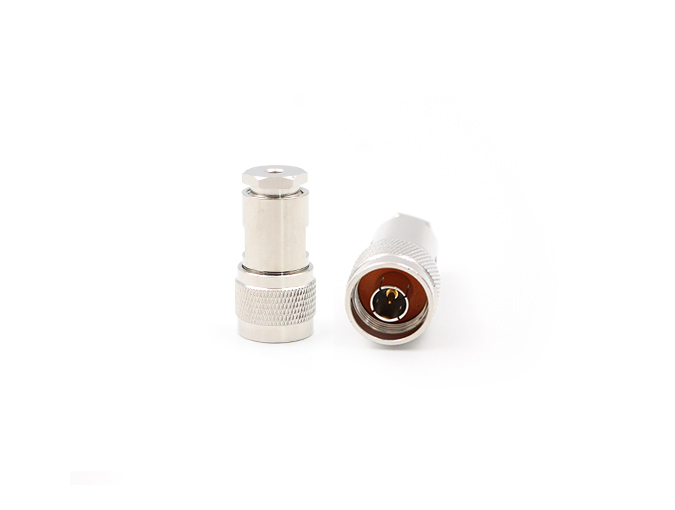 img of 用于 TRC-50-2 电缆的 N 型公头射频连接器，带夹子