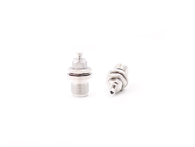 射频连接器 TNC 母头隔板式，适用于 .086/RG405...