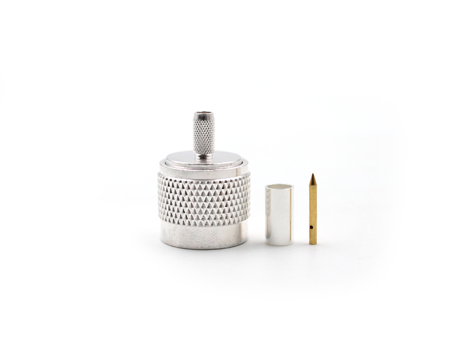 用于 LMR 200 电缆压接的 N 型公头射频同轴连接器