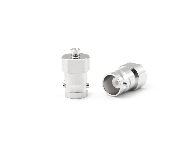 用于 .086/RG405 电缆的 BNC 母连接器