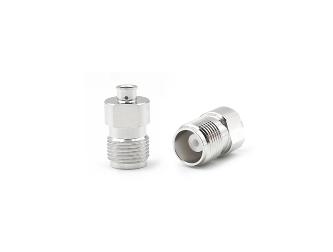 用于 .141 电缆的射频连接器 TNC 母头