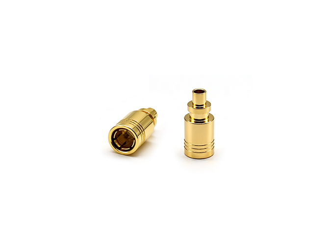 用于 RG405 电缆的 SMB 直通式母头连接器