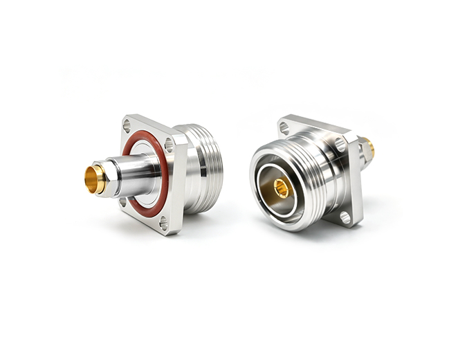 用于UFB-311A-TLA800母法兰连接器