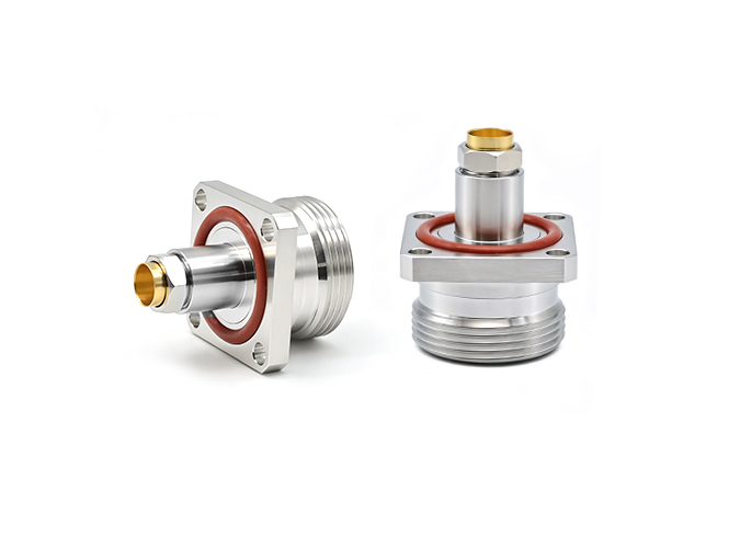 用于UFB-311A-TLA800母法兰连接器